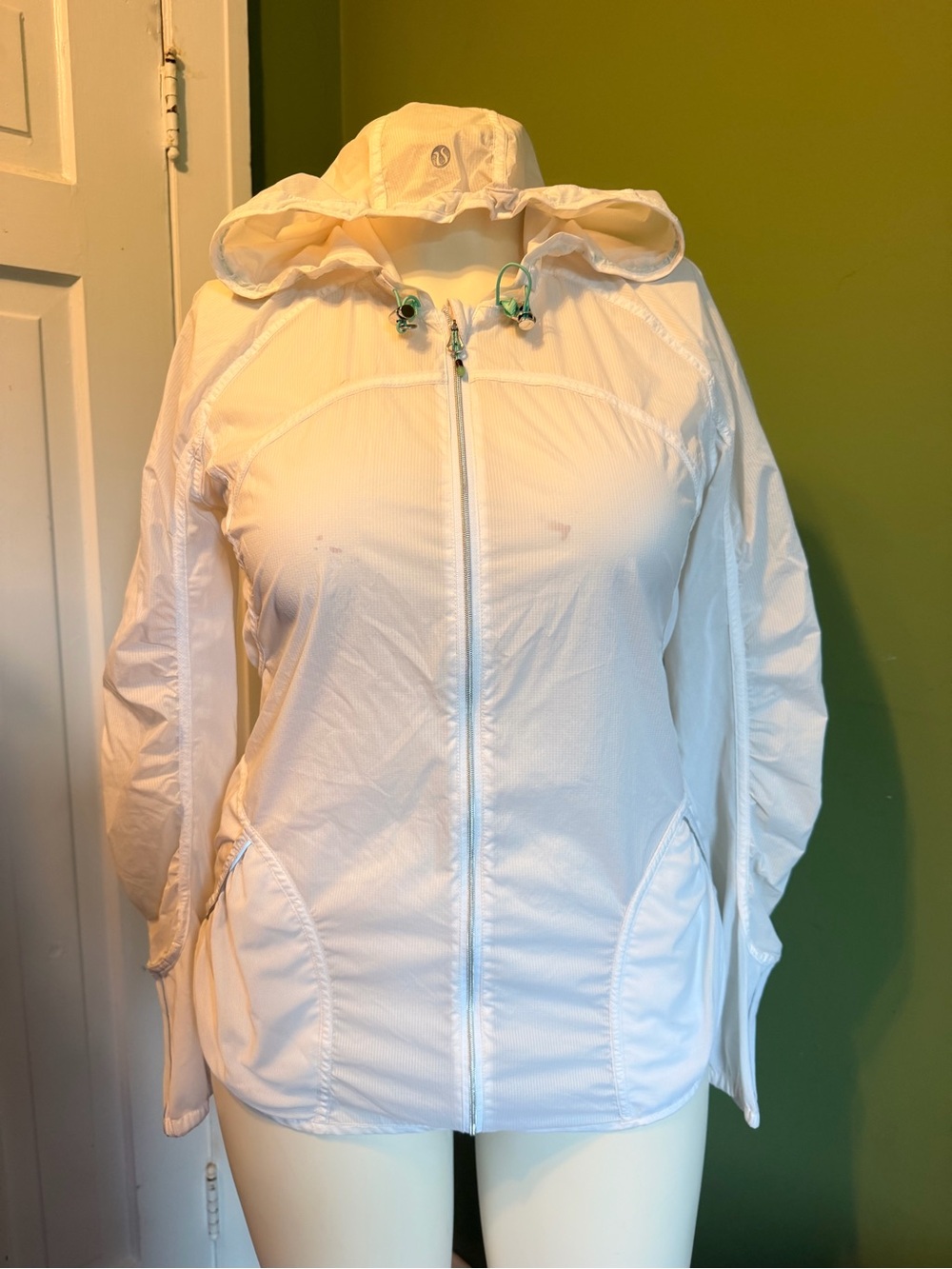 lululemon athletica Fast and Free White Hooded Zip Utility Jacket